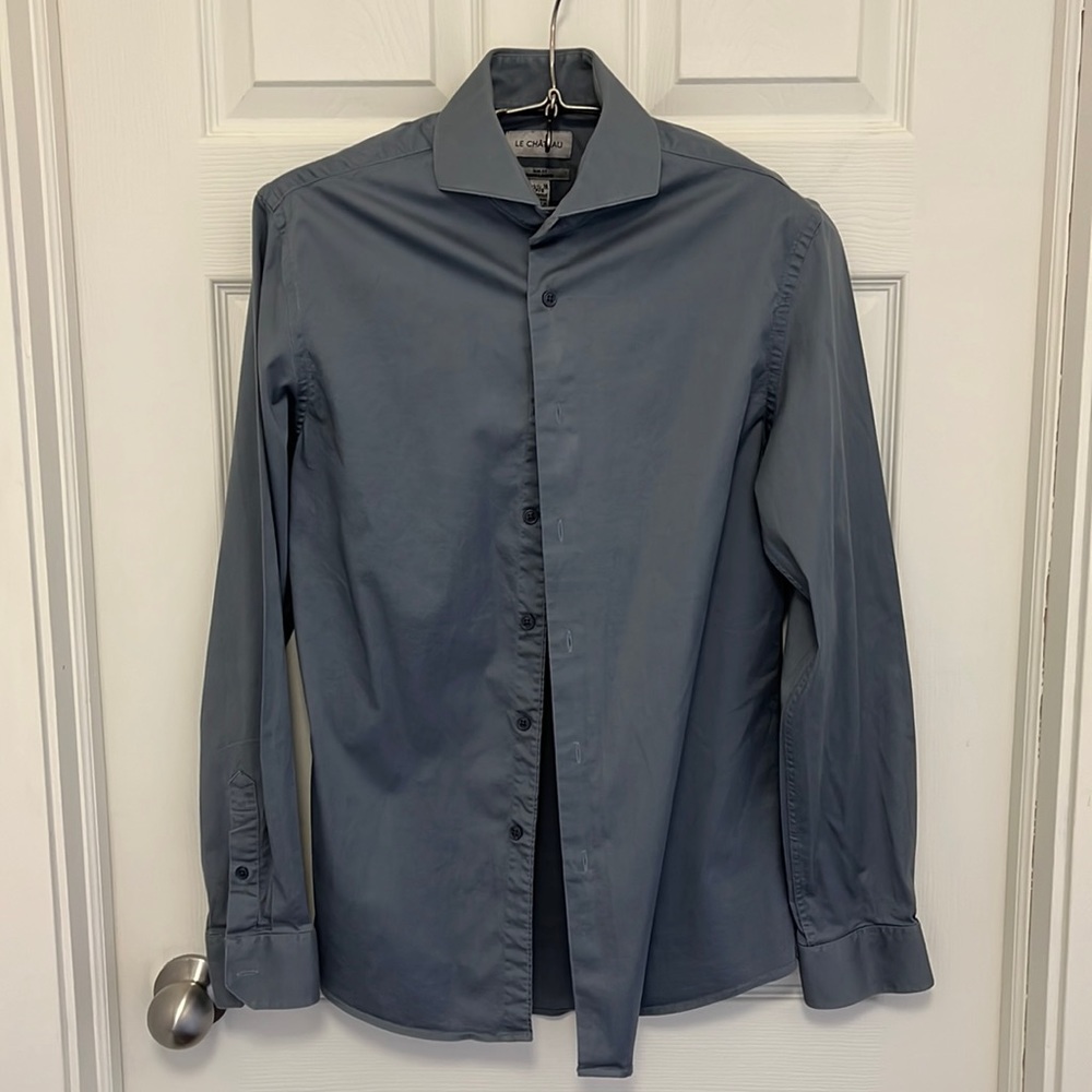 Le Chateau button down
